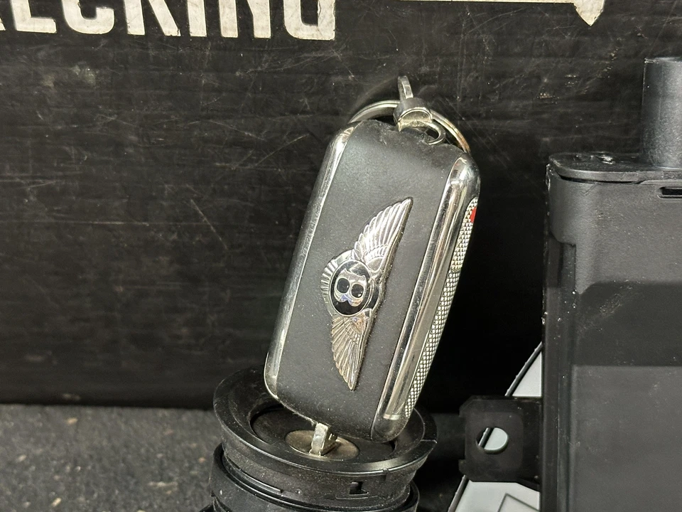 DEFECTIVE 1118 CONTINENTAL GT KEYLESS MODULE WITH IGNITION SWITCH KEY SE G3D — 第 3/4 张图片