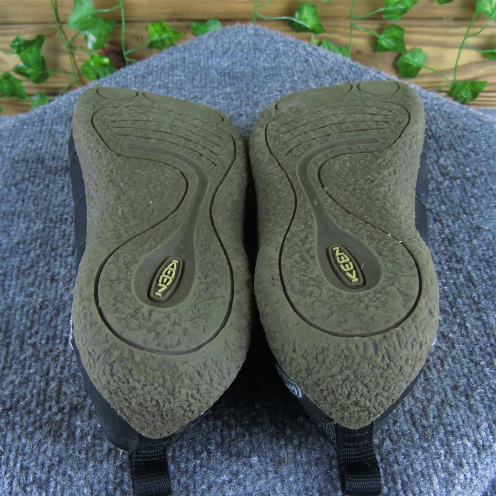 KEEN Slip On Donna Howser Tessuto Nero Tg 7 Medium Usat