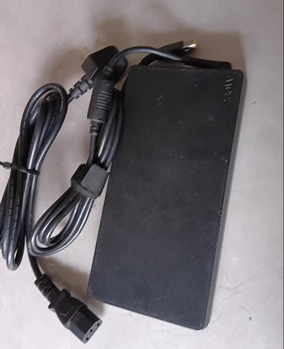 Netzteil-Adapter-Ladegerät with pin für Lenovo Y9000K Laptops