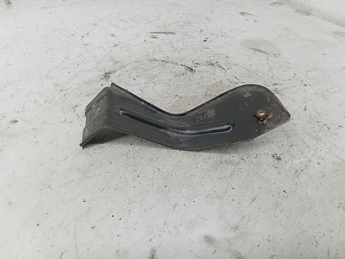 VW PASSAT B5 3B3 Kotflügelhalter vorne links 3B0821237A 1.9 Diesel 96kw 27628929