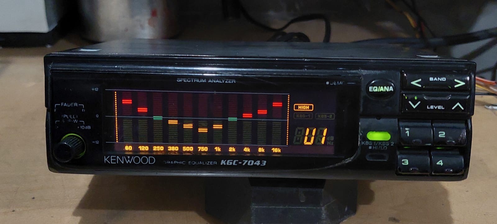 Old School Vintage Kenwood Equalizer Kgc-7043 Made In Japan Fully Working