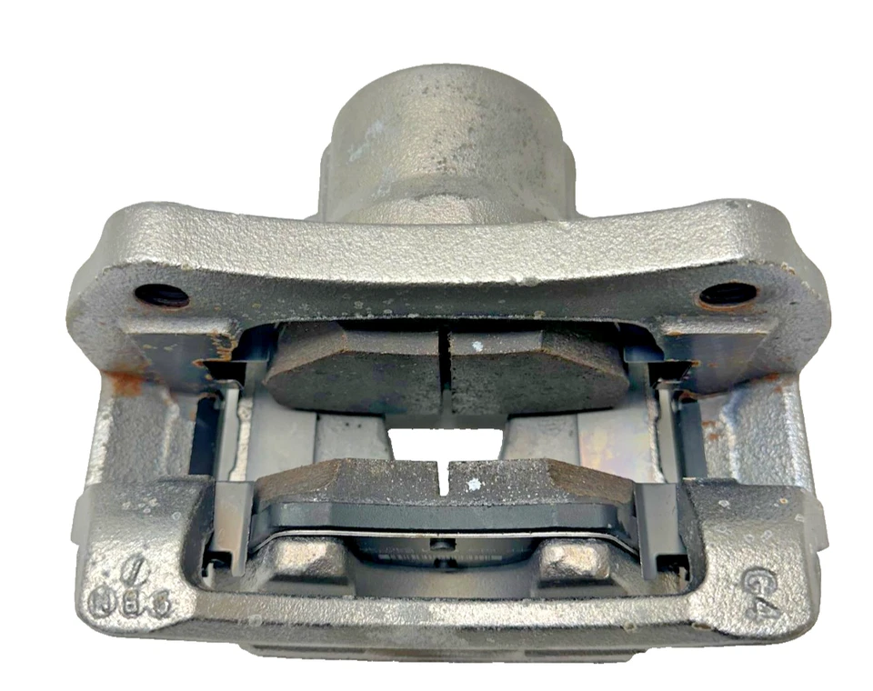 Pinza de freno delantera derecha OEM con pastillas para Chevrolet Bolt EV 42699151 2017-2023 Foto 4 de 4