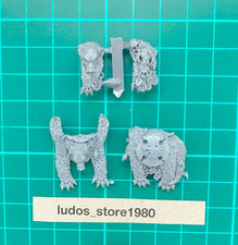 Space Wolves Dreadnought Pelts Trophies Decorations x 4 A Warhammer 40K P3 C