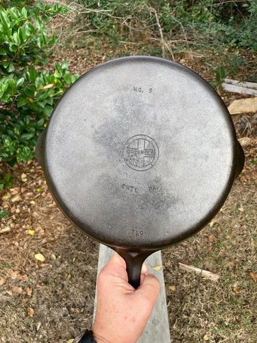 Griswold small logo #9 cast iron skillet