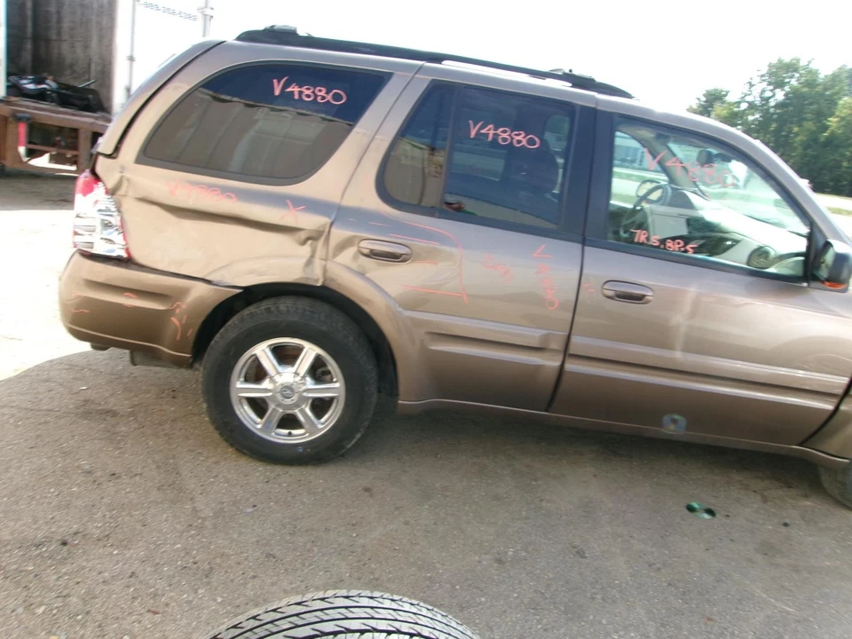 Used Air Cleaner Assembly fits: 2002 Oldsmobile Bravada  Grade A - Image 3 of 4