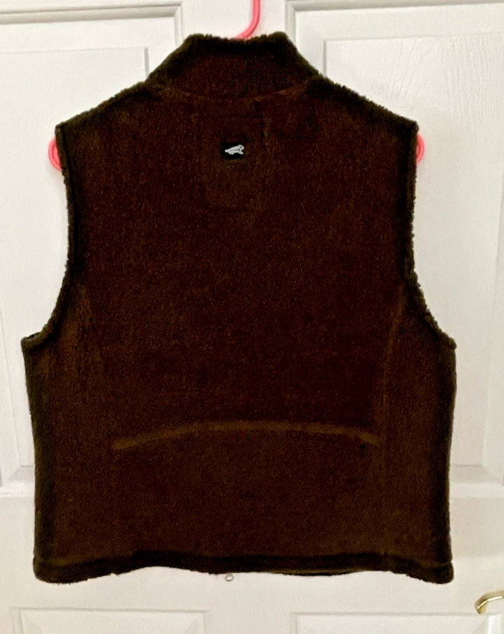 Colete feminino Horny Toad G? GG? Sherpa Fleece Zíper Completo Sem Mangas Oliva Escura - Imagem 4 de 4