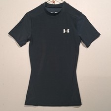 Under Armour Fitted Shirt Youth Small Short Sleeve Black
