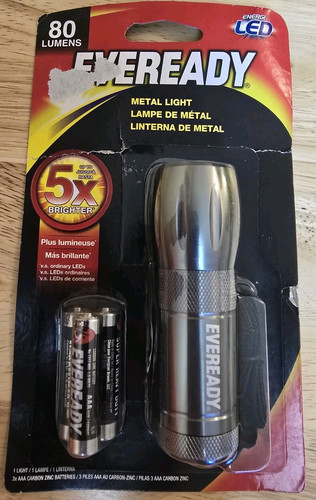 Eveready 80 Lumens Flashlight New In Packaging - Picture 1 of 4
