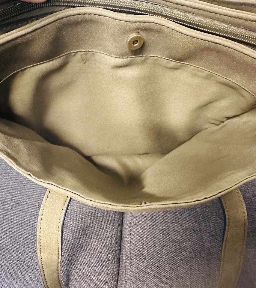 Bolso de Mano Grande Bueno Imitación Cuero Verde Oliva Excelente Estado Foto 4 de 4