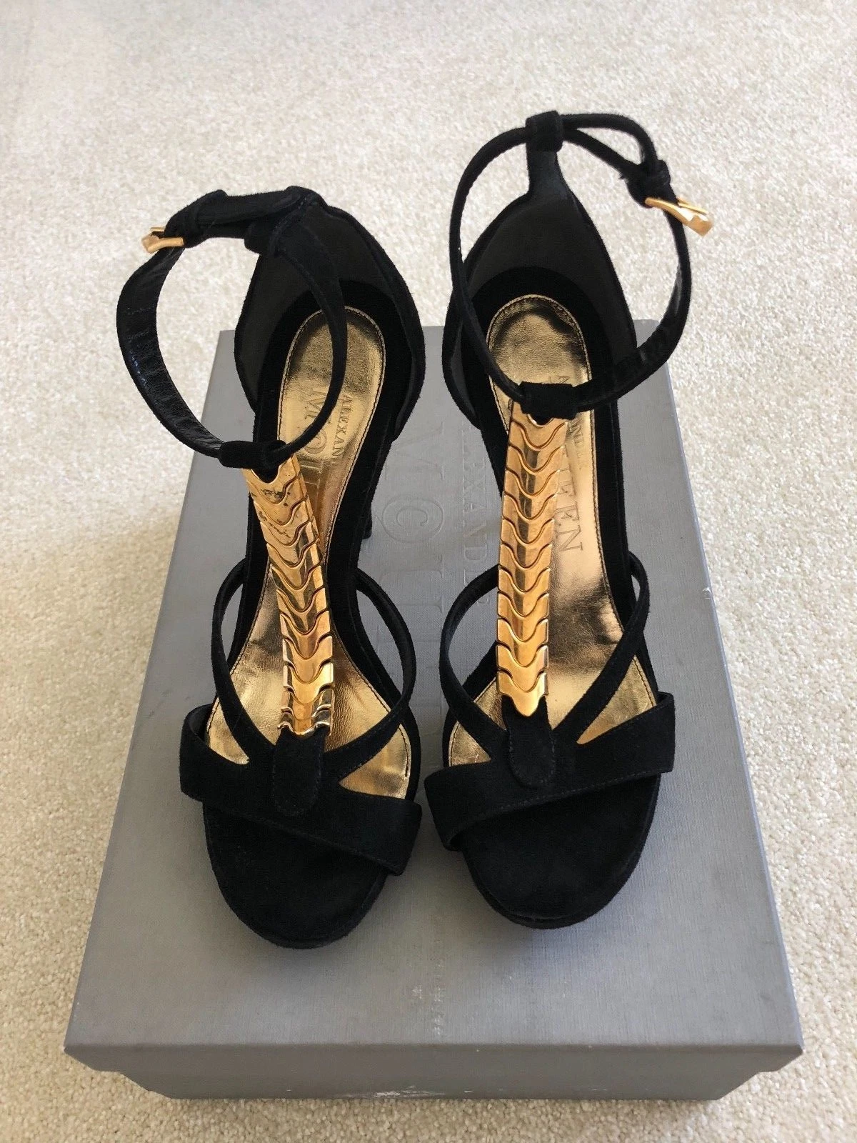 ALEXANDER MCQUEEN SANDALI ALEXANDER MCCHEEN PELLE SCAMOSCIATA IMPREZIOSITI con A RIGHE T MAGLIA CATENA. Taglia 39 5