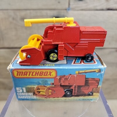 1977-1982 Matchbox No. 51 Combine Harvester W Nice Box Matchbox 75