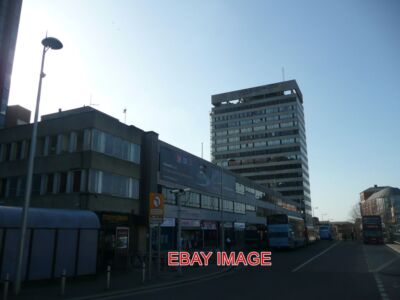 FOTO LESUNG WESTERNTURM WESTERNTURM BAHNHOF HÜGELLESUNG.ENTWORFEN VON ROB
