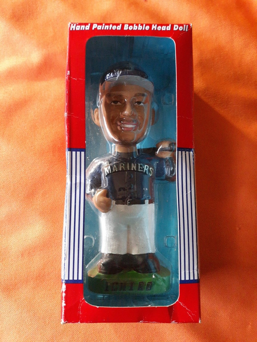 イチロー　2012 Ichiro Bobblehead s-l400.jpg