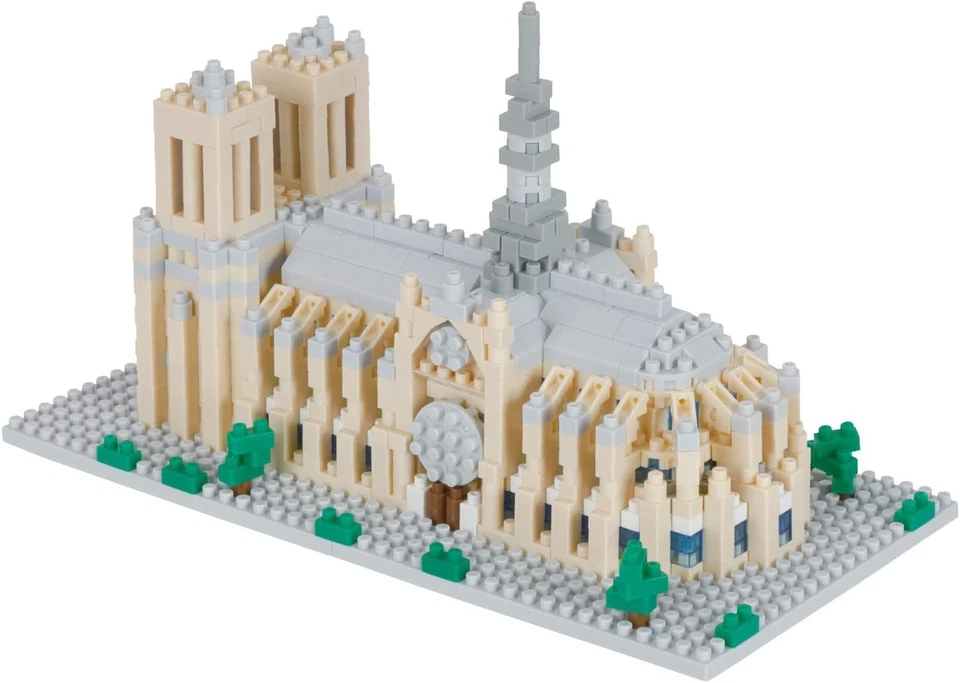 Kawada Nanoblock Notre Dame Cathedral NBH205 - Image 2 of 4
