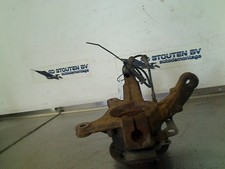 ACHSSCHENKEL RECHTS VORNE STUB AXLE RIGHT FRONT Renault Captur (2R) 2018