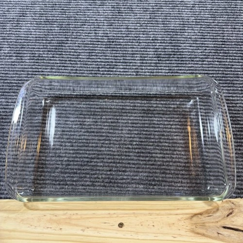 Vintage Pyrex 12x8 Glass Casserole Dish