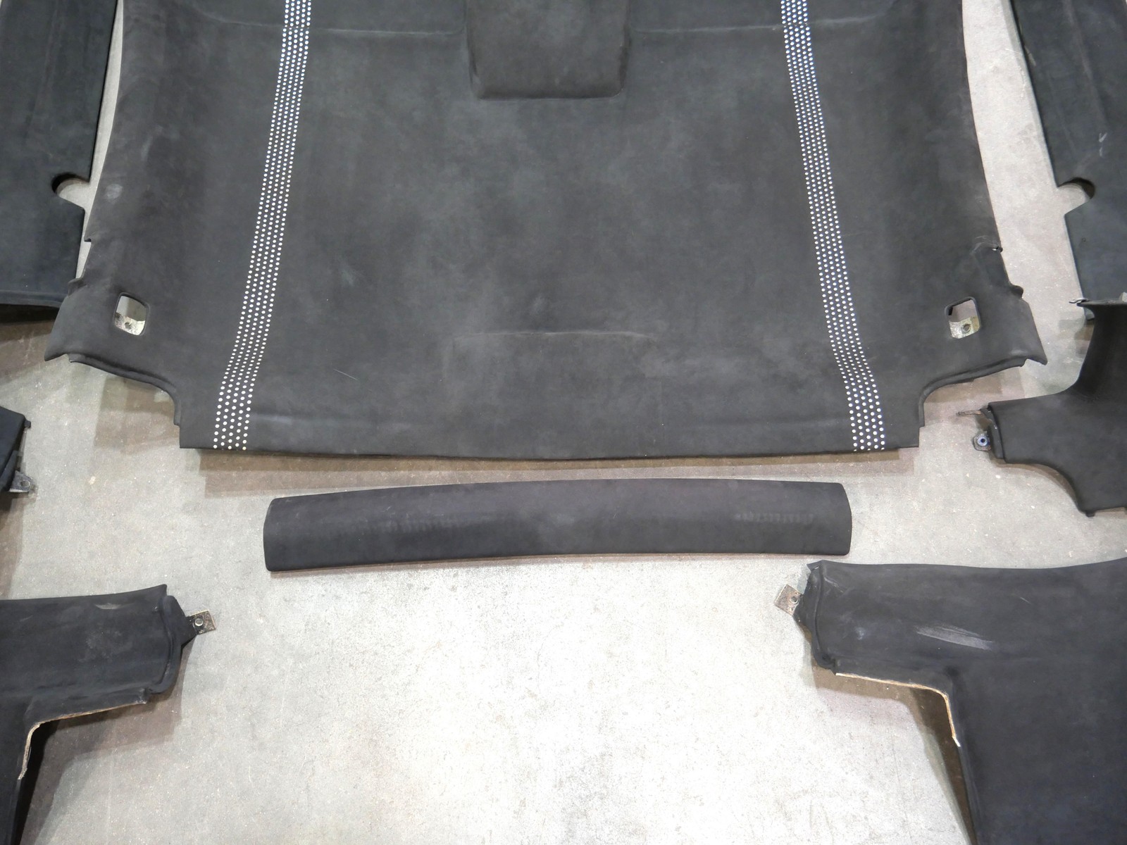 Used Alcantara Interior Dash Headliner 2009-2013 Lamborghini Gallardo LP570 OEM