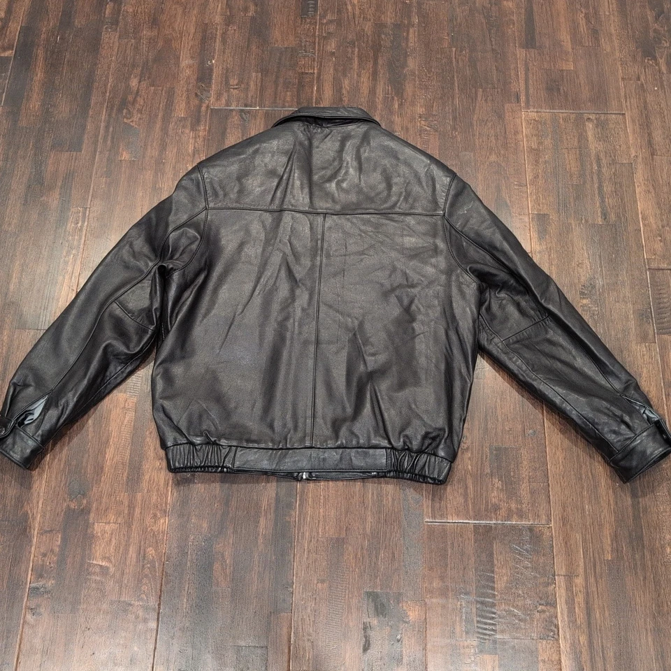 Chaqueta Bomber de Cuero IZOD De Colección Para Hombres M Negra Cremallera Completa Suave Calce Clásico Foto 2 de 4