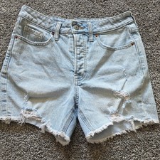 Old Navy OG Straight Womens Denim Jean Shorts Size 4 Light Blue Wash Distressed