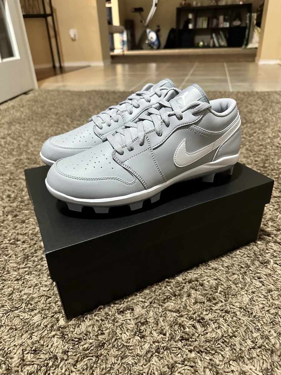 Air Jordan 1 Retro MCS Low Grey/White Baseball Cleats CJ8524-003 Size 11