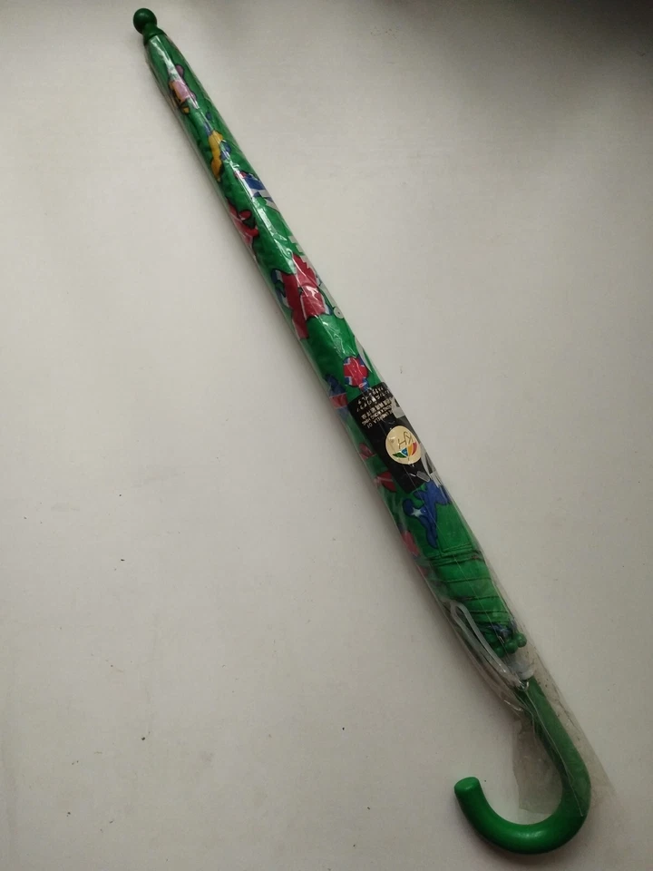 Ombrello 8 stecche multicolore per bambini richiudibile  - Immagine 3 di 4