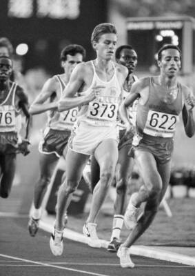 English Athlete Tim Hutchings Uk Trails Eventual Winner Said Aouita 1984 Photo