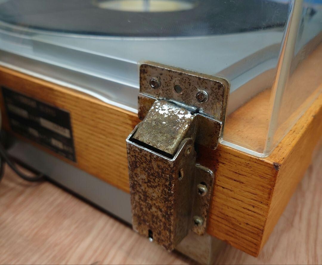 Vintage Yamaha YP-700 Belt Drive Turntable - Maintained, 100V 50/60Hz - Excellent