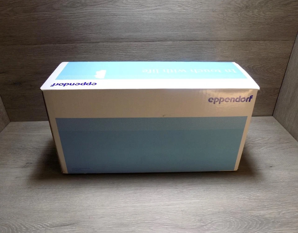 Caixa Eppendorf de placas de poço profundo borda branca 40ea 96/500uL 1229P01 - Imagem 3 de 4