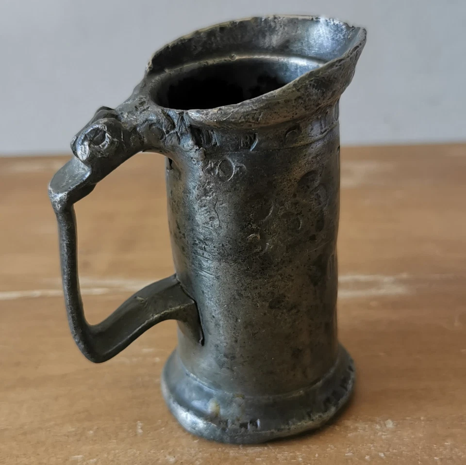 A193/ Mesure en étain ancienne, multiples poinçons ! 18 ème ?  - Photo 4/4