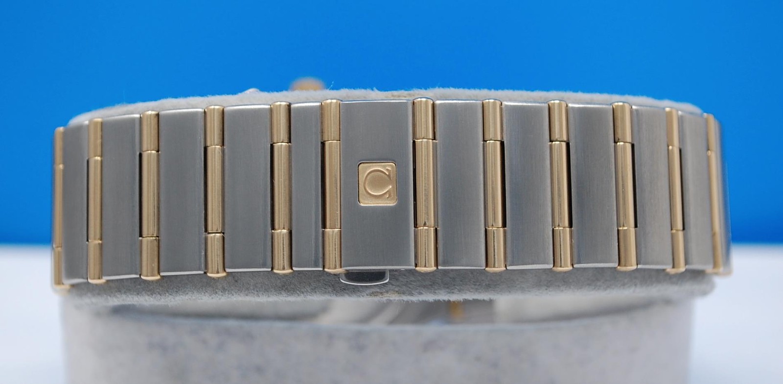 Mens Omega Constellation 18K Gold & SS Chronograph Watch - Silver Dial - 1242.30 image 4