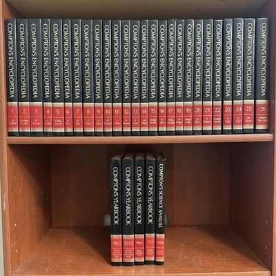 Compton's Encyclopedia 1991 26 Vol HC Set + 4 Yearbooks Science Annual Reference