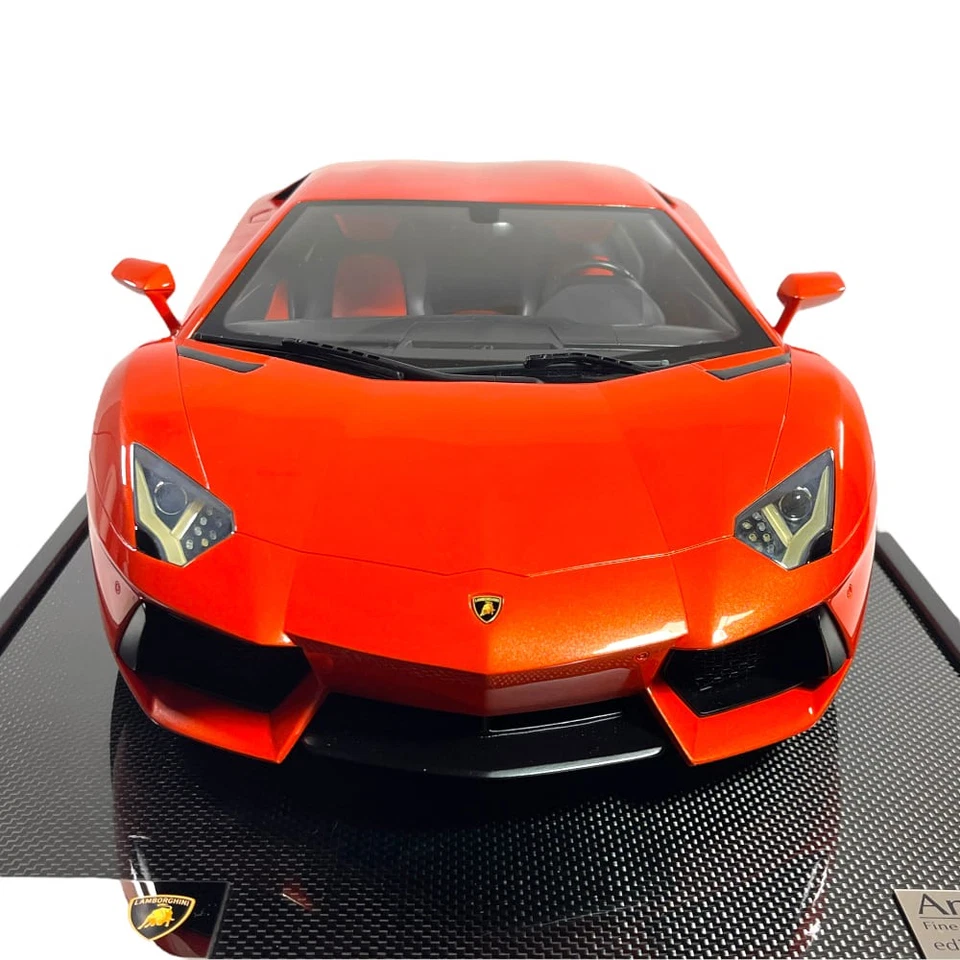 Modellino Auto Amalgam Fine Models 1/8 Lamborghini Aventador LP 700-4 Orange - Immagine 2 di 4