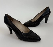 CHANEL Vintage Women’s 38.5 Black Leather Cap Toe Heels Classic Pumps Almond Toe