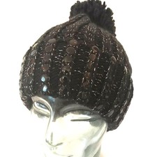 DKNY NEW Flat Stud Metallic Ribbed Black Pompom Beanie Hat Winter GIFT PRESENT