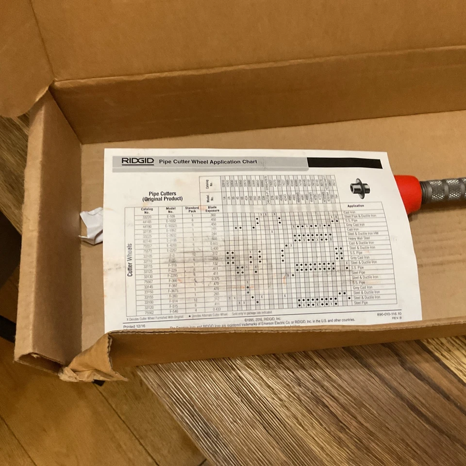 Ridgid 42-A Heavy-Duty 4-Wheel Pipe Cutter 50mm Capacity - Image 3 of 4