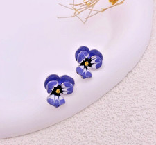 Blue Flower Stud Earrings for Women – Elegant Resin Floral Design Gift UK