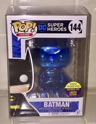 2017 FUNKO POP! BLUE CHROME BATMAN #144 SDCC TOY TOKYO EXCLUSIVE RARE Look! 