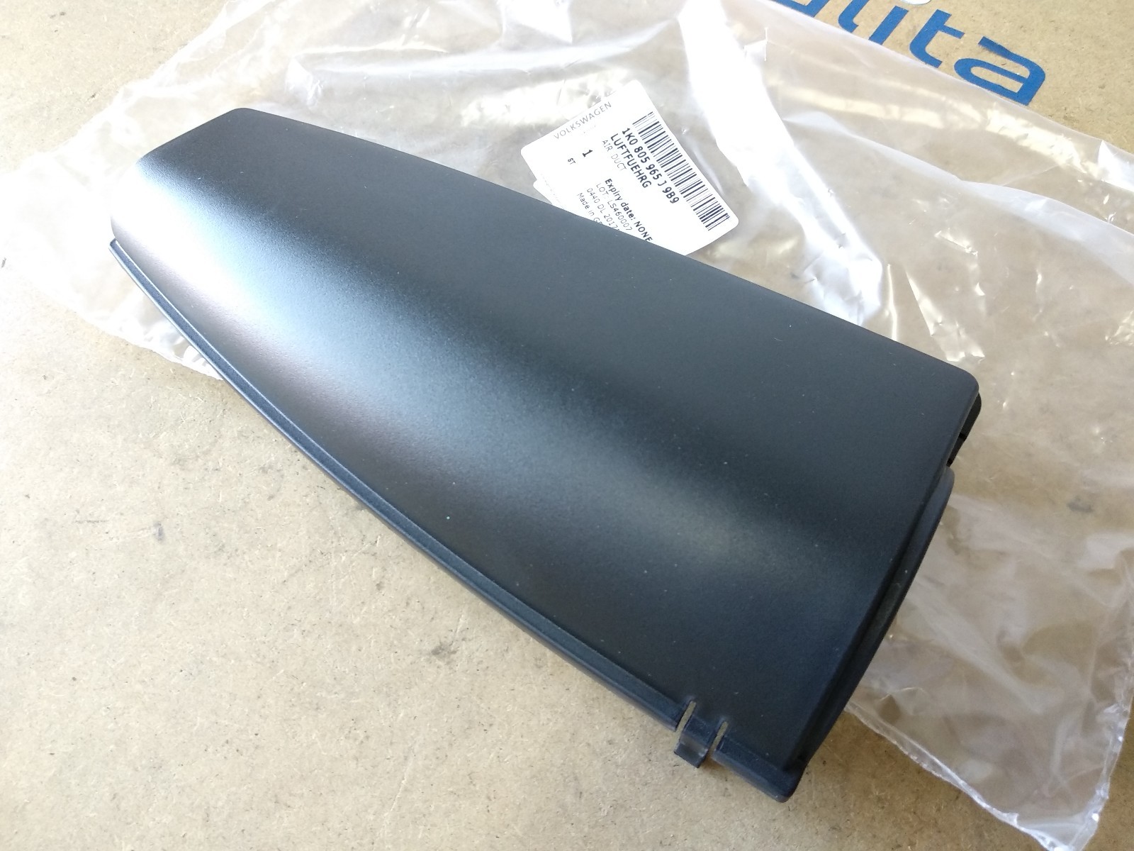 Genuine OEM VW Genuine Air Intake Duct Cover Part No 1K0805965J 9B9 eBay