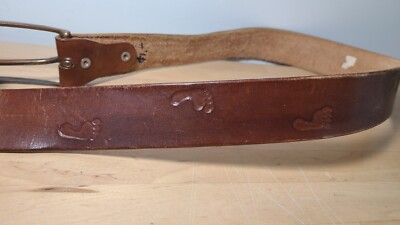 Vintage Hang Ten Bare Foot Feet Footprint Embossed Brown  display picture 2