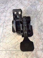 PEDALE PEDALIERA FRENO CAMBIO AUTOMATICO LANCIA Y 1.3 MTJ DAL 2003 AL 2011