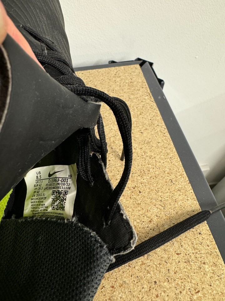 Nike Mercurial Football Boots Size 7.5 Black Moulded Studs Excellent Condition eBay