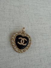 Authentic CHANEL Zipper Puller Heart Charm Gold Tone - 1 charm