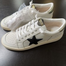 Size 7 Vintage Havana VH Whilte Silver Star Women s Sneakers Est. 1954 Nwt