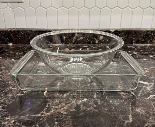 VTG Pyrex 232 Clear Glass 2 Qt.& Pyrex 325 2.5L Clear Glass Bowl Set Lot Bundle