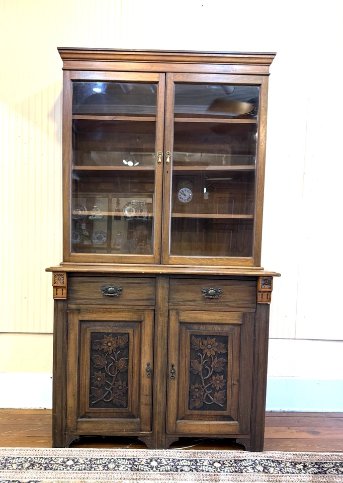 Librería antigua inglesa eduardiana con puerta de vidrio Foto 3 de 4