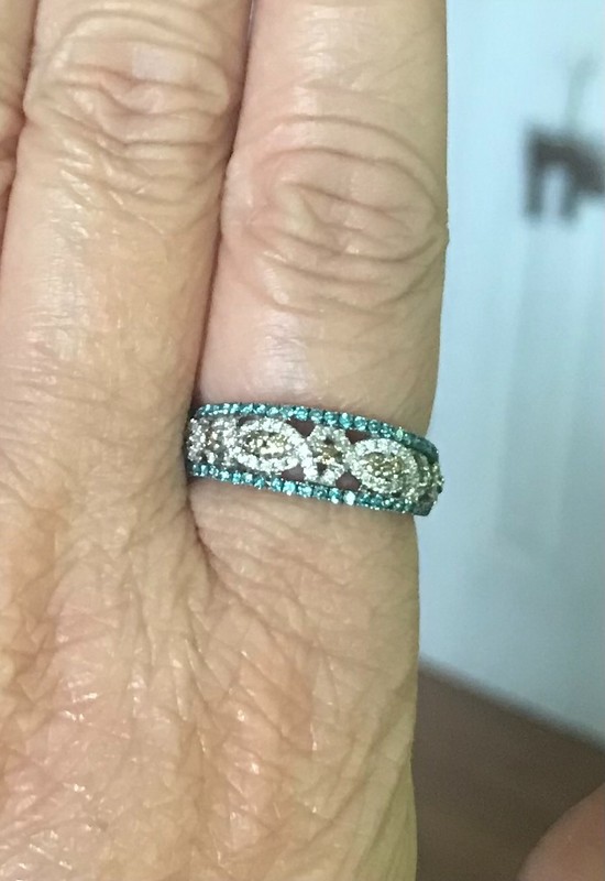 Levian 14k White Gold Blue White Chocolate Brown Diamond Ring 3.9 grams Size 8