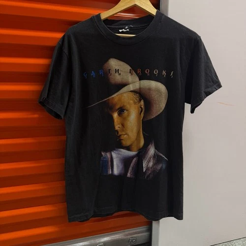 Garth Brooks Fresh Horses World Tour T-Shirt 1990s vintage concert t-shirt, vintage, single stitch, B+ condition