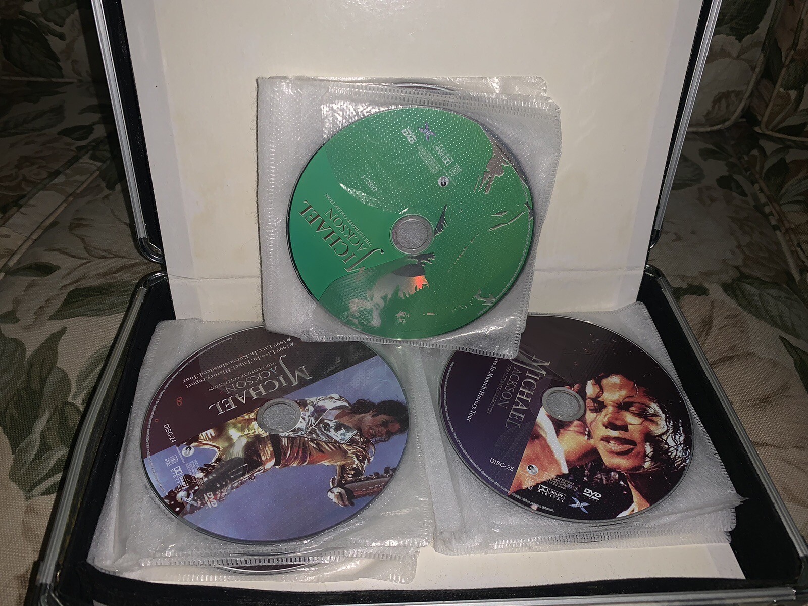 Michael Jackson Ultimate Collection 32 DVD 1 CD eBay