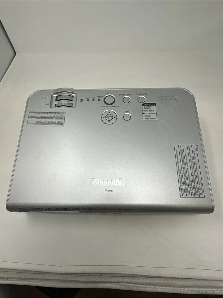 Panasonic PT-LB51U XGA 2000 Lumens 3LCD Projector TESTED - Image 3 of 4