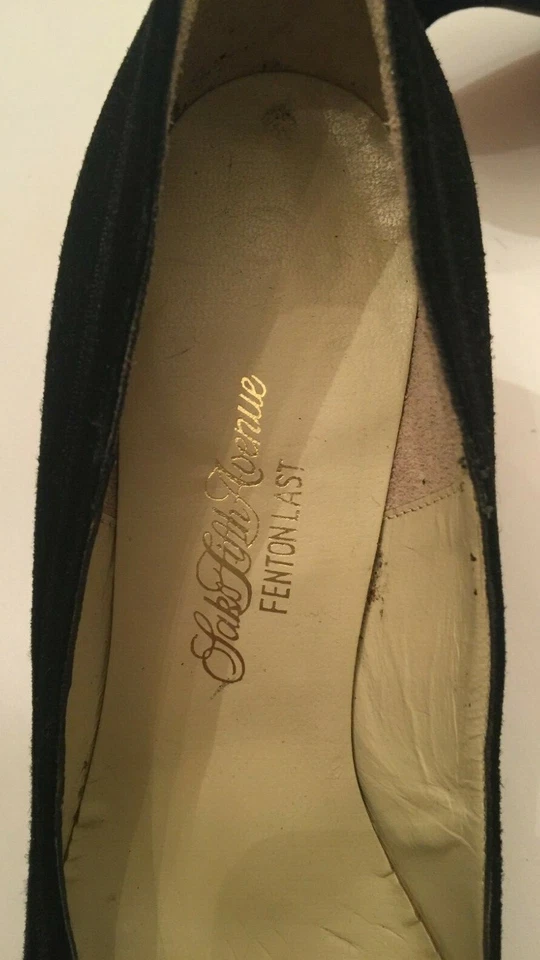 Saks Fifth Avenue Womens Classic Pumps Size 6B Black Suede Round Toe Satin Trim  - Image 2 of 4